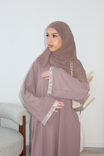 Hidaya lace closed embroidery abaya