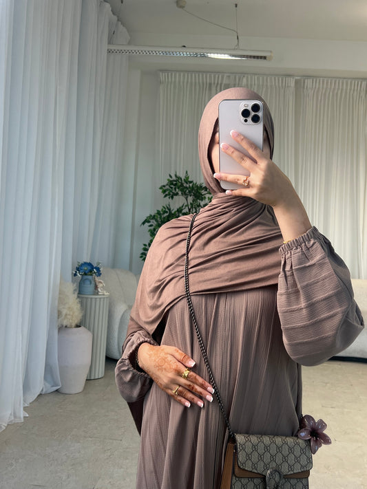 Razia cuffed sleeves zip essentials abaya