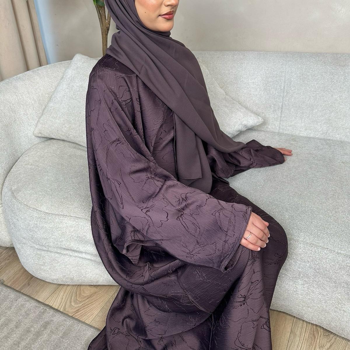 Inayaat Batwing Abaya (Inner Belt)