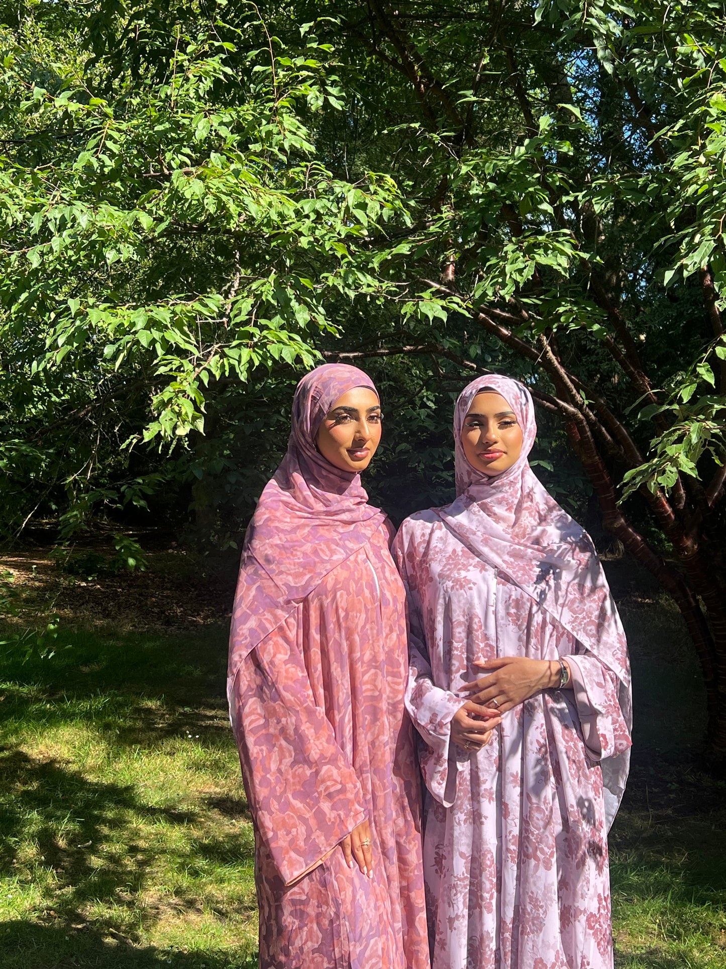 *EX DISPLAY* Warda floral printed abaya *EX DISPLAY*