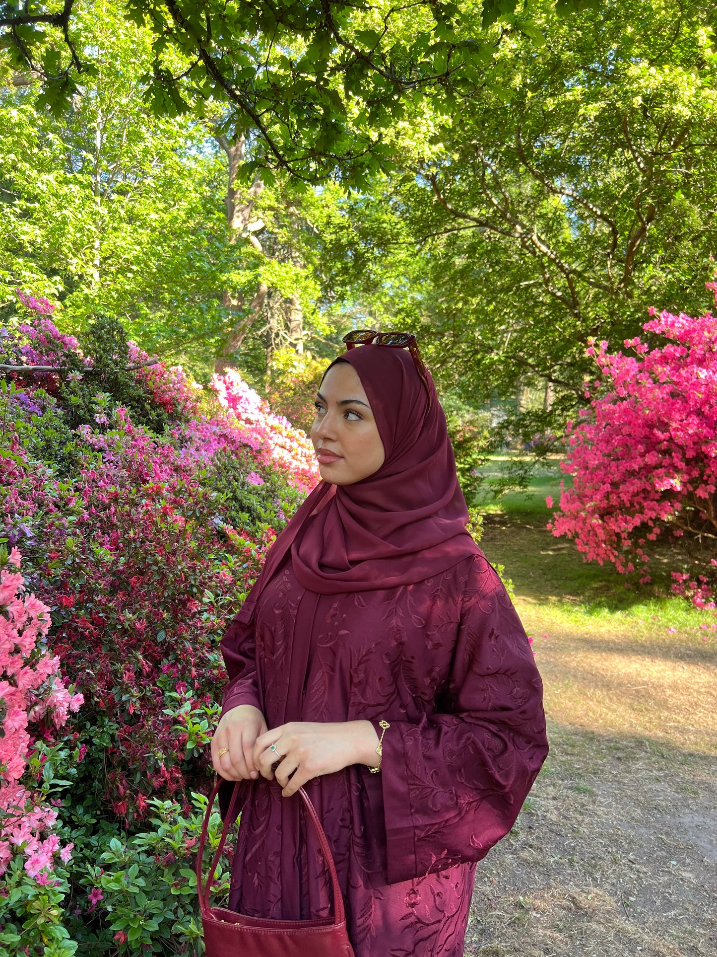 Anaaqa embroidery buttoned abaya
