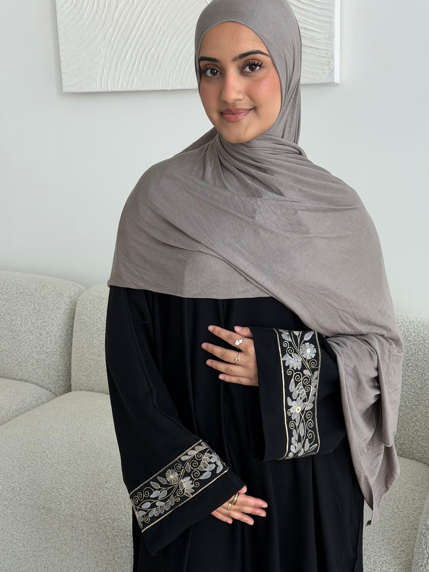 Haniya 2.0 black closed nida abaya LIMITED EDITION