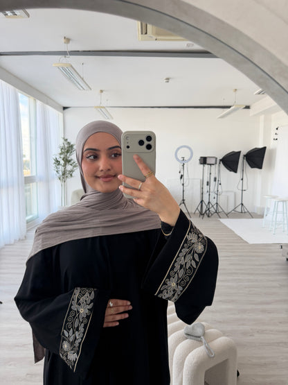 Haniya 2.0 black closed nida abaya LIMITED EDITION