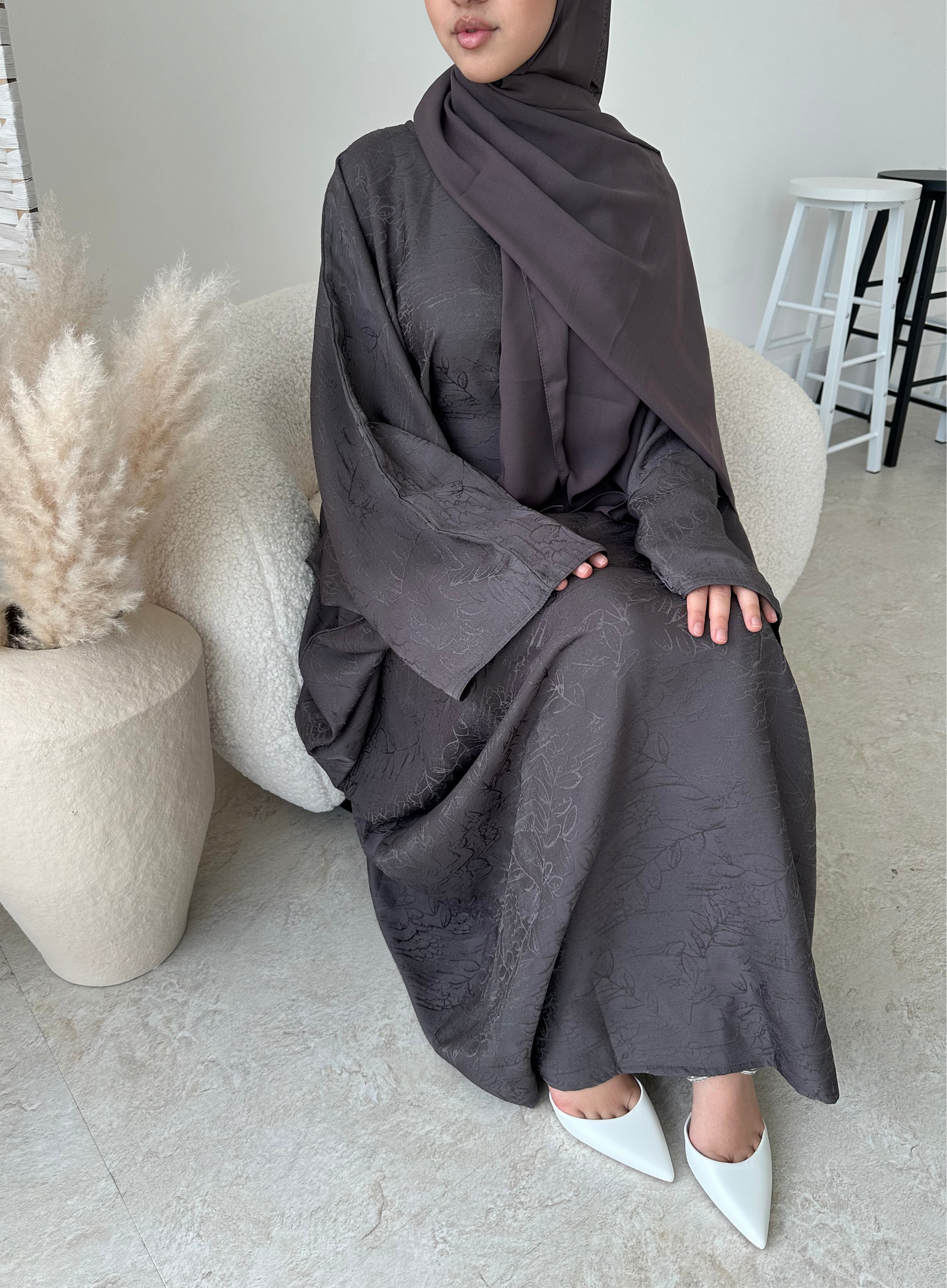 Habiba Batwing patterned abaya (inner belt)