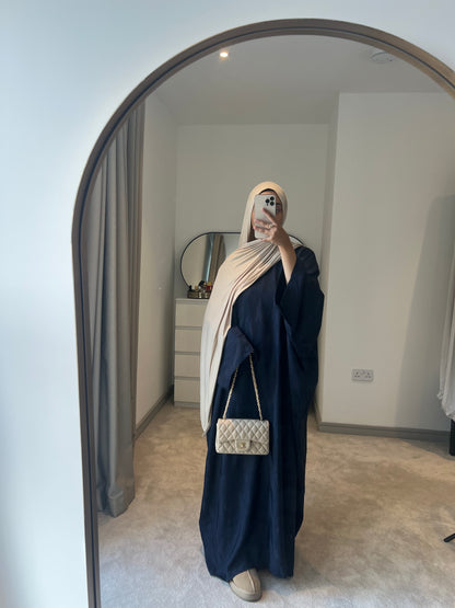 Hira Batwing Printed Abaya with Inner Belt