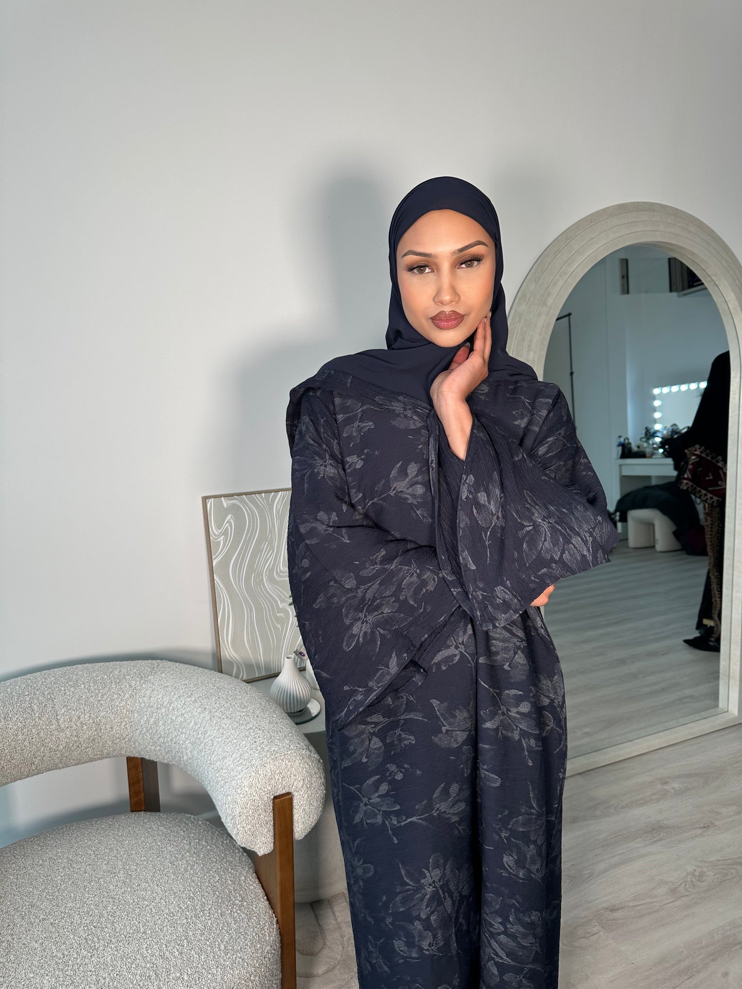 Floral printed abaya *ex display*