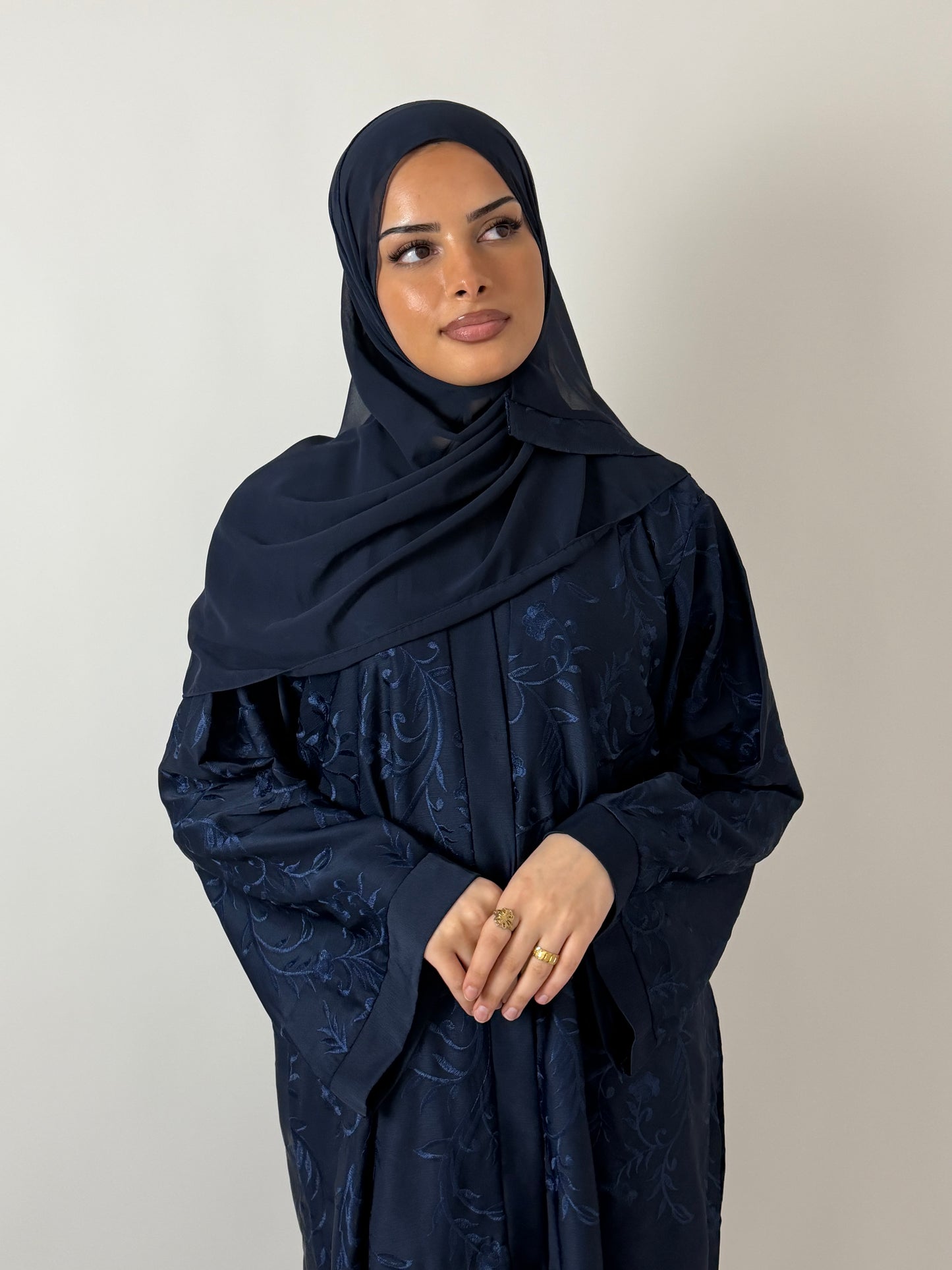 Anaaqa embroidery buttoned abaya