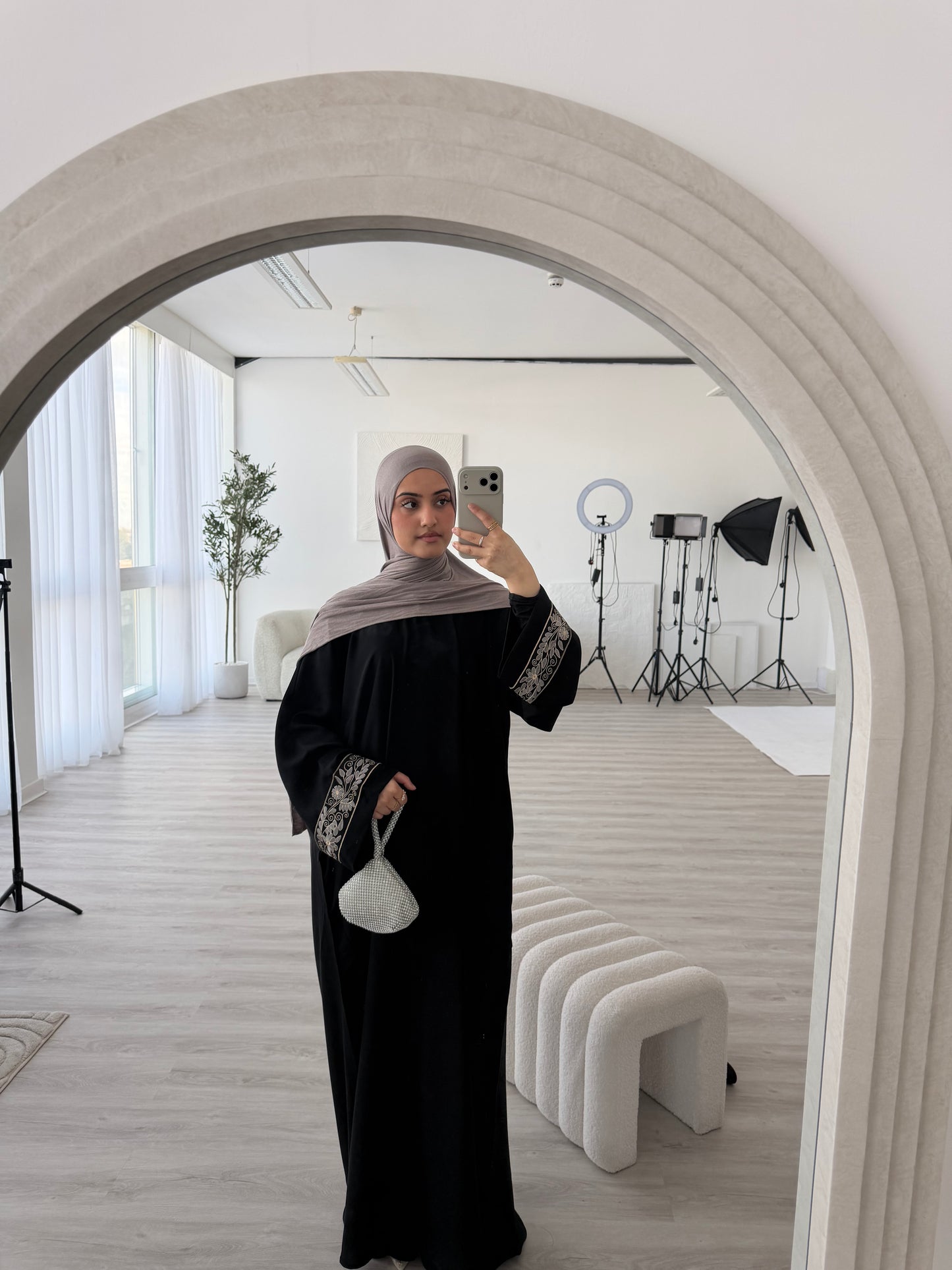 Haniya 2.0 black closed nida abaya LIMITED EDITION