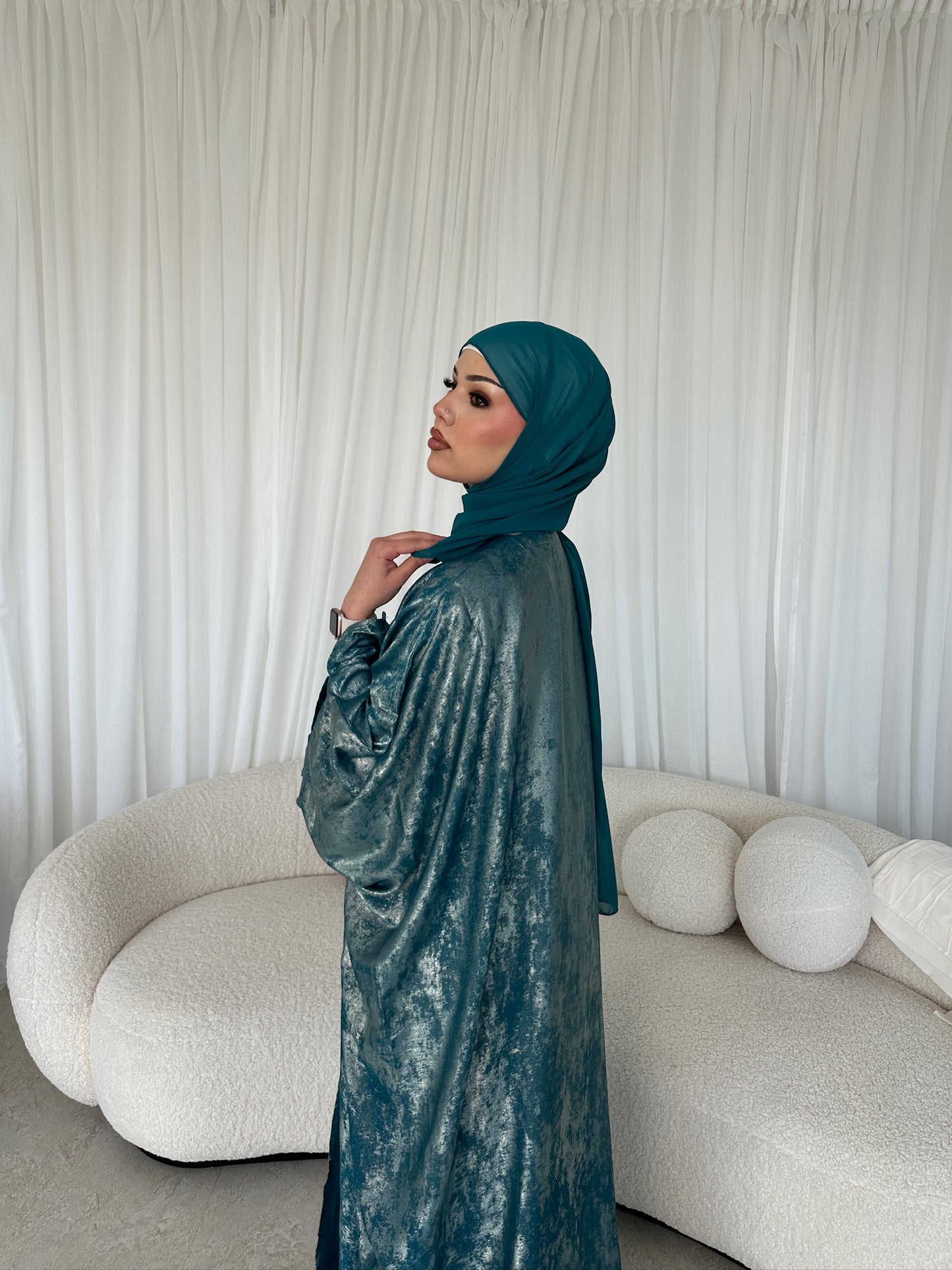 Esra Metallic Open Abaya