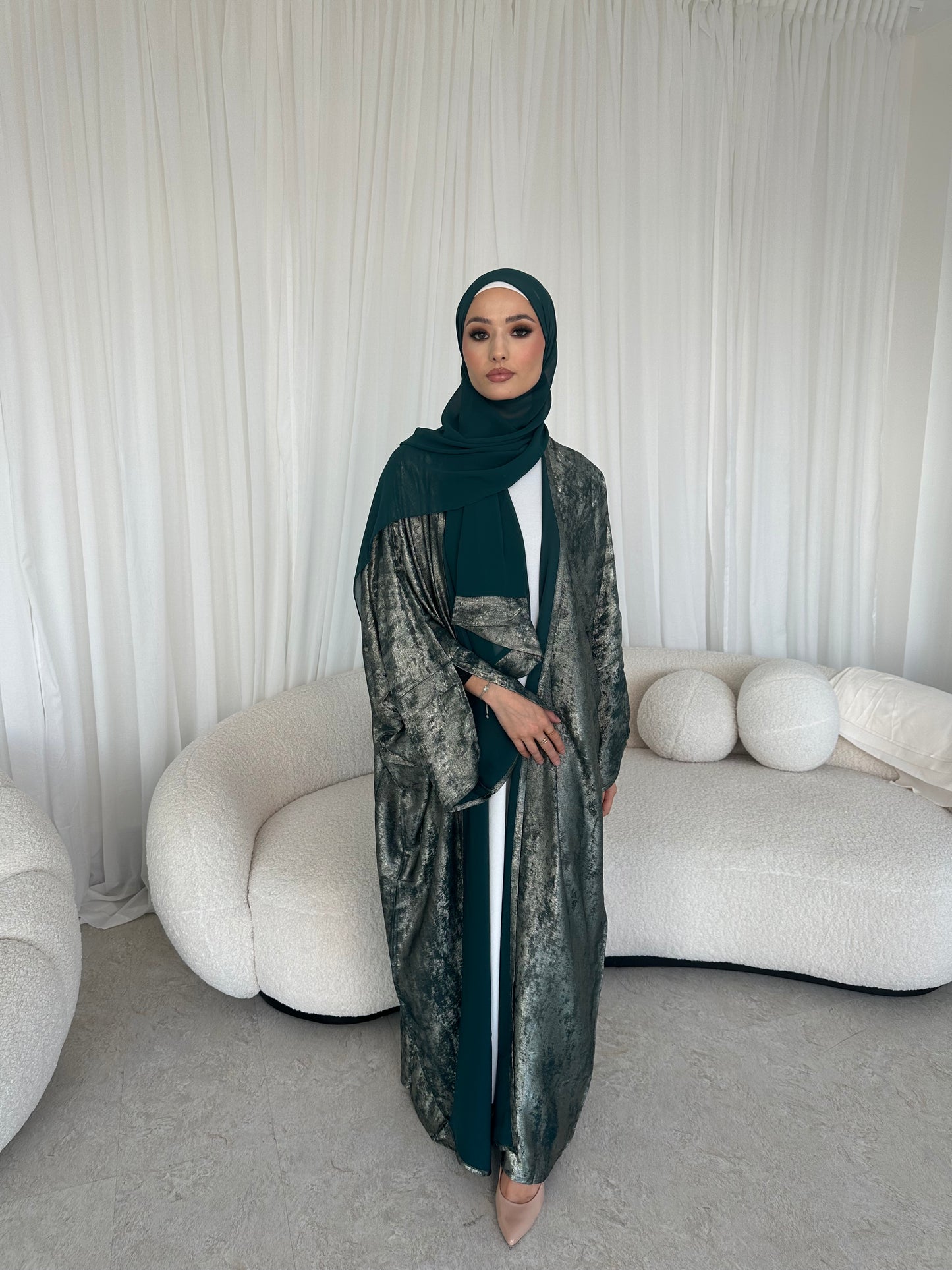 Esra Metallic Open Abaya