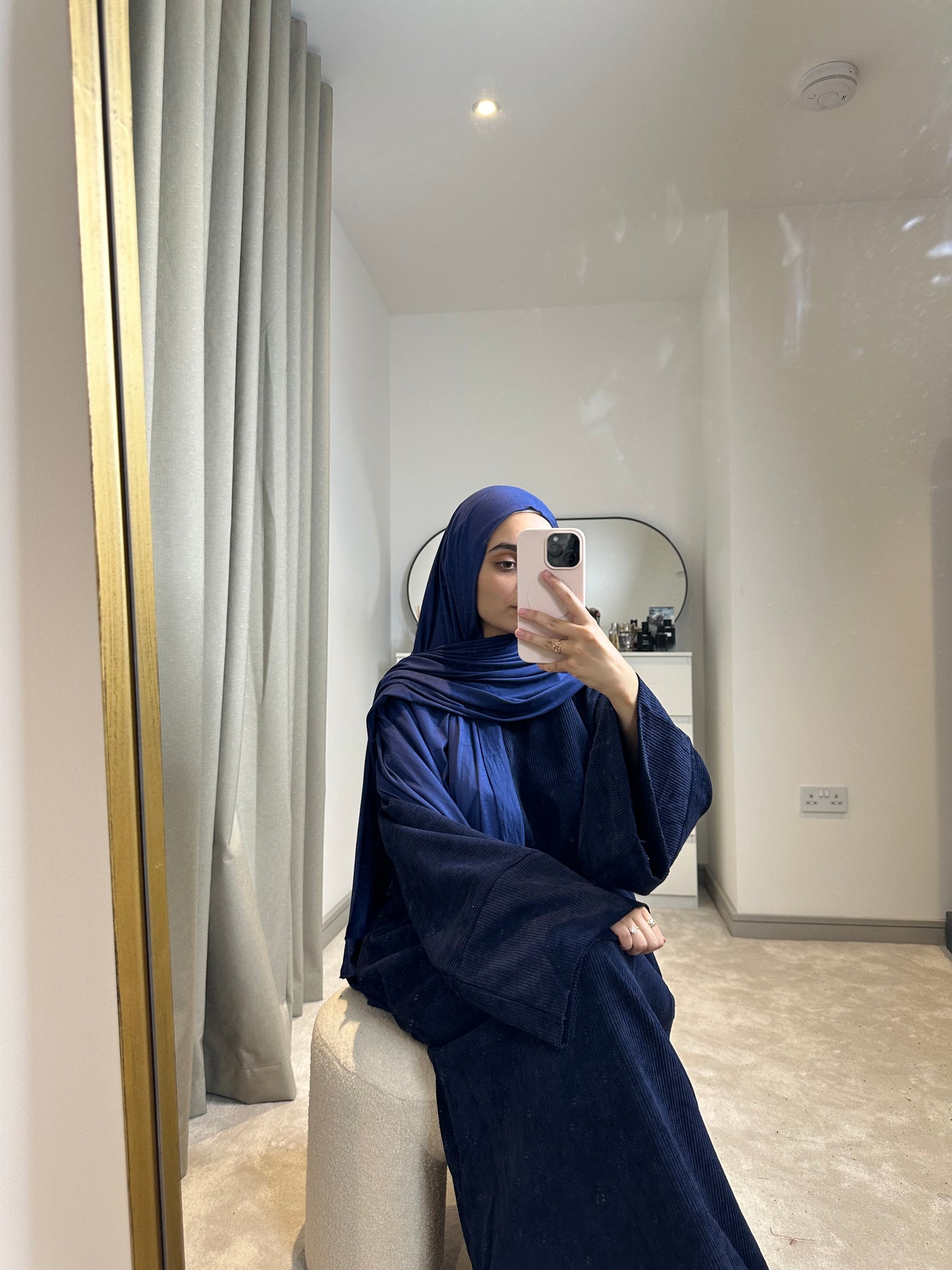 Corduroy Winter Closed abaya- CLOSED SLEEVE