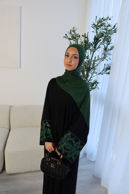 Mina black closed nida abaya