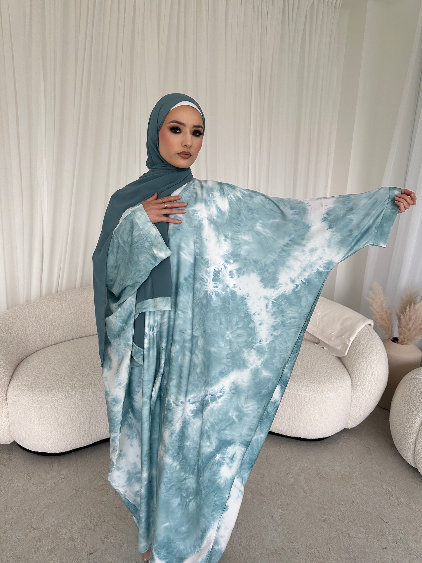 Layaan Tie-Dye Print Butterfly Abaya