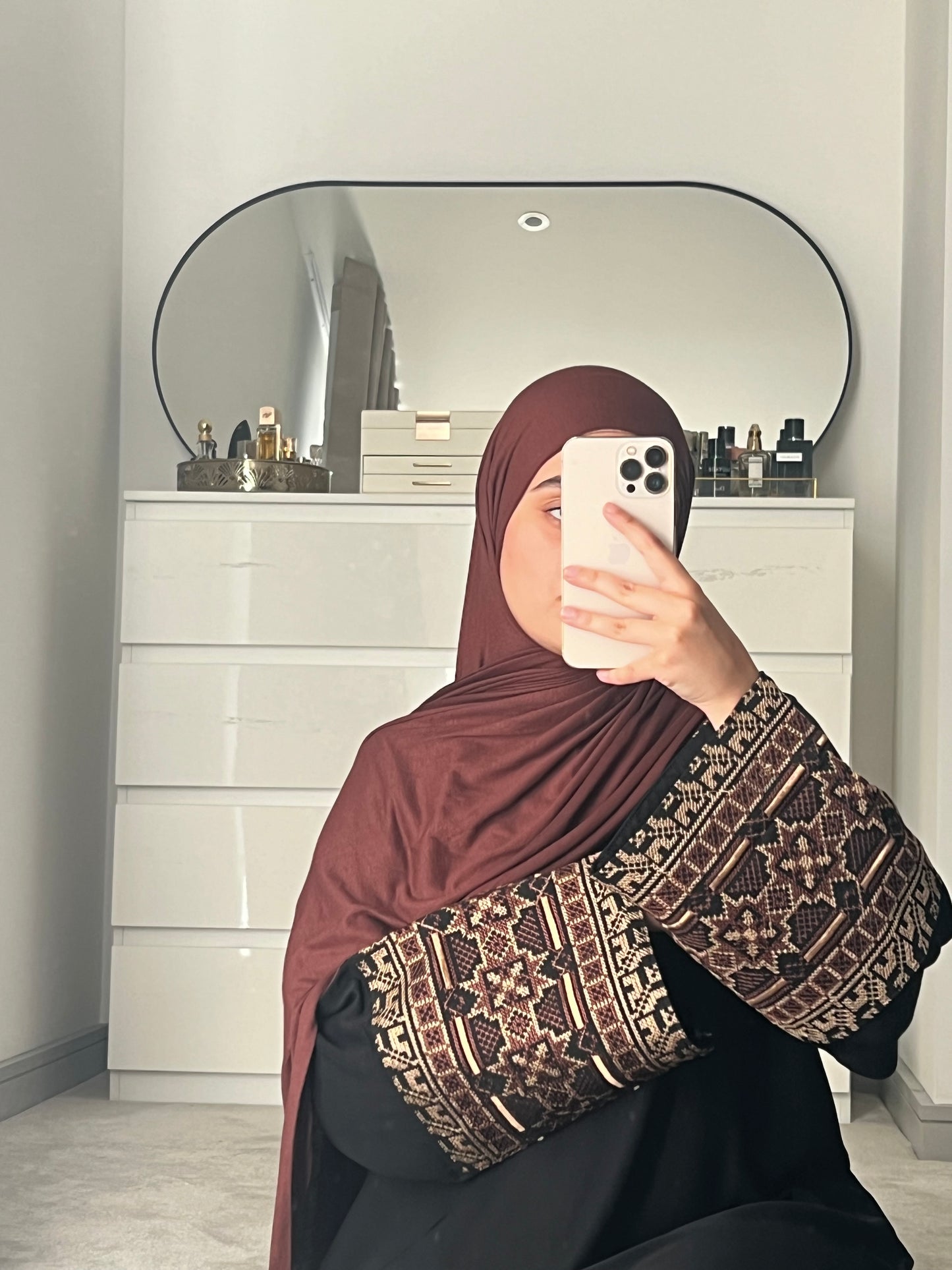 Tatreez 2.0 black closed nida abaya with brown embroidery