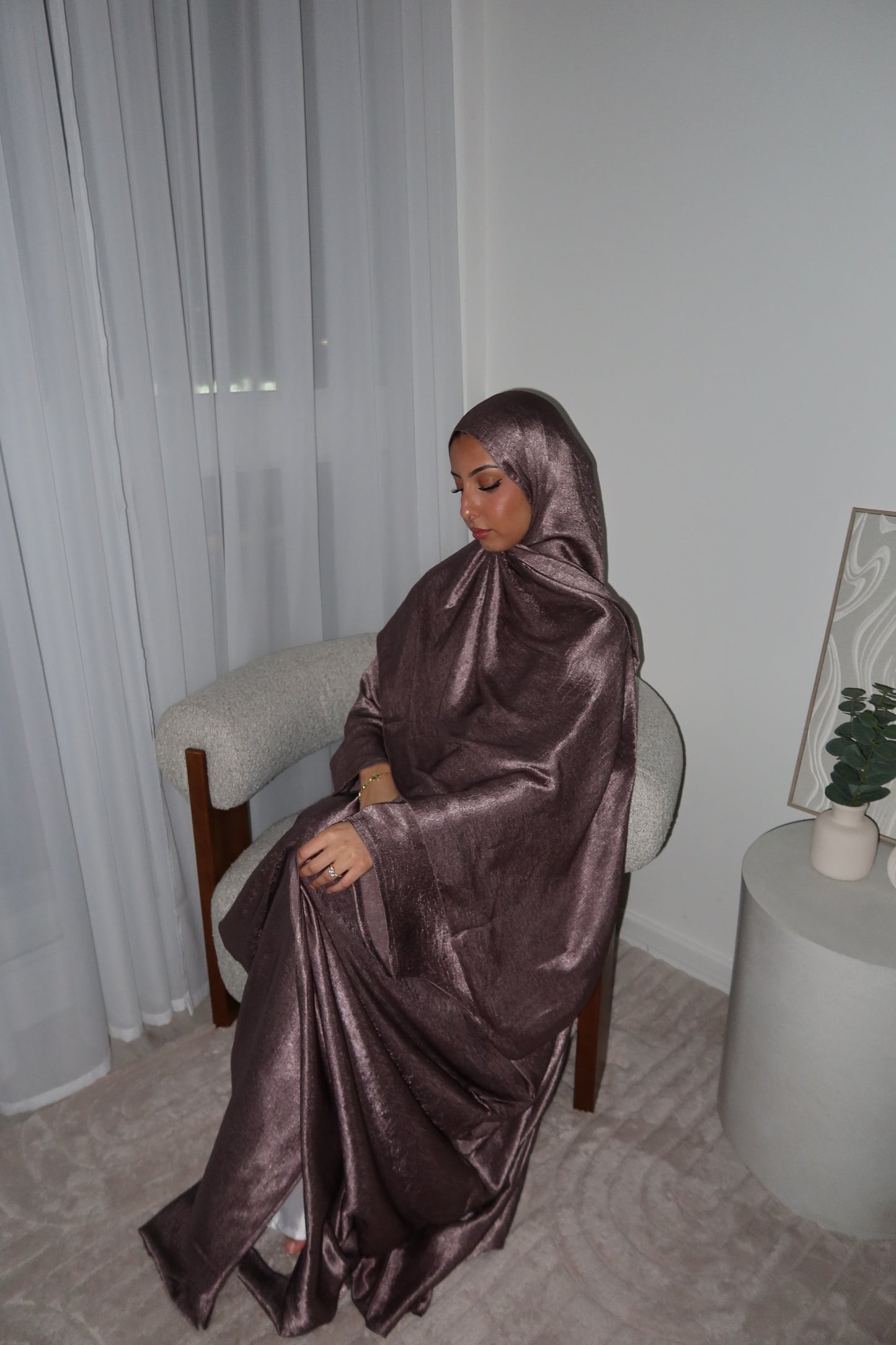 Khaleeji Farasha Abaya and Hijab Set