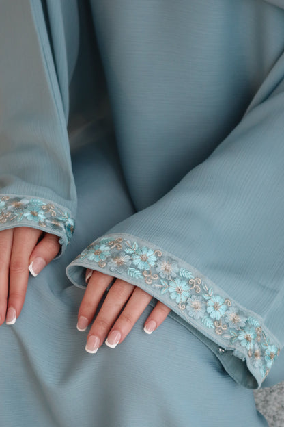 Hiba lace closed abaya