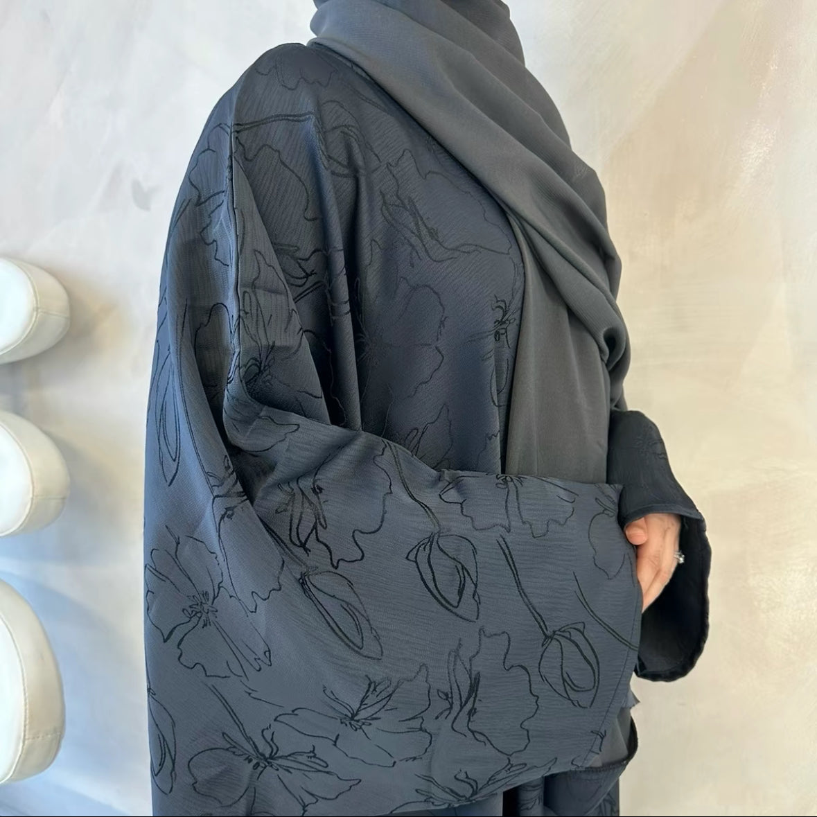 Inayaat Batwing Abaya (Inner Belt)