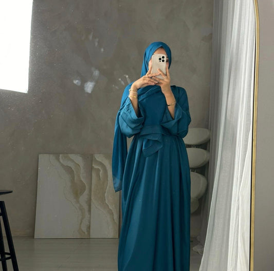 Nida closed abaya *ex-display*