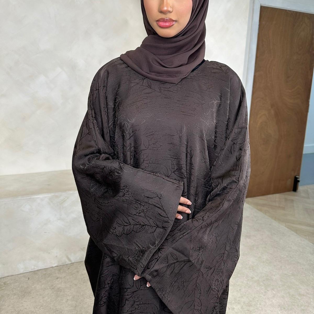 Habiba Batwing patterned abaya (inner belt)