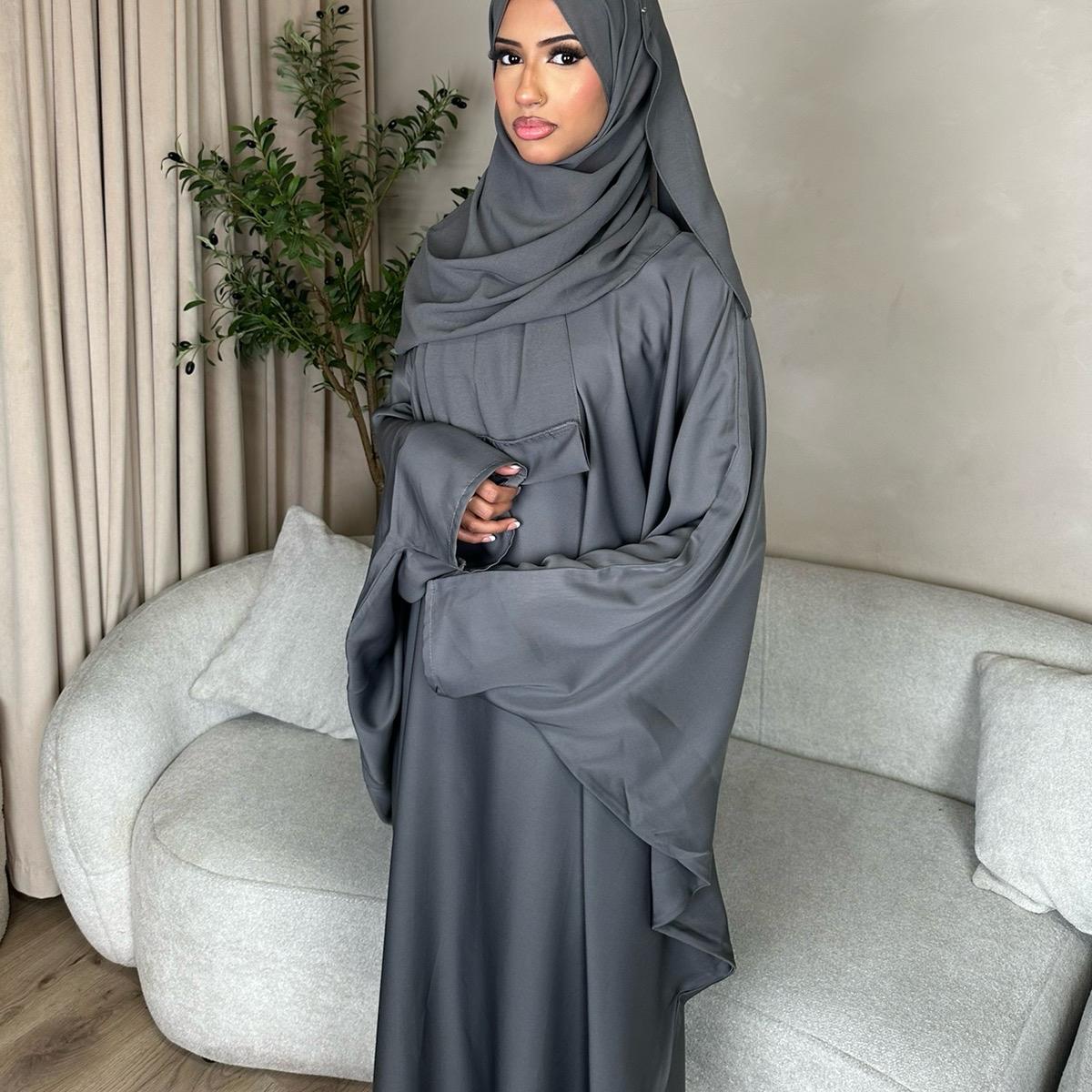 Batwing plain everyday abaya  *ex display*