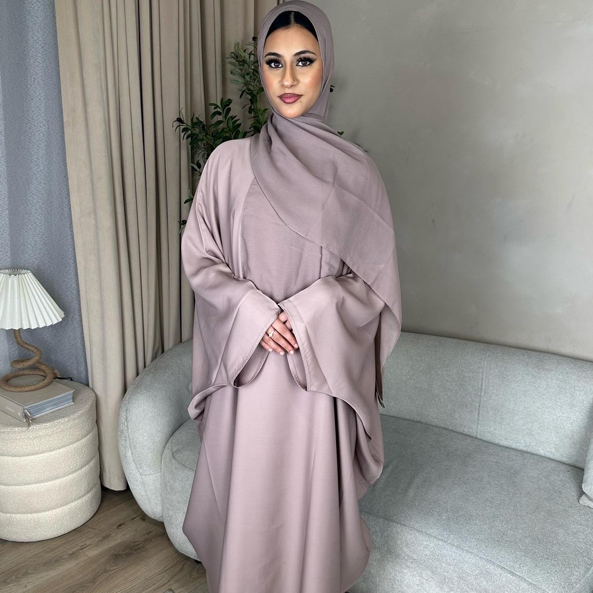 Batwing plain everyday abaya  *ex display*