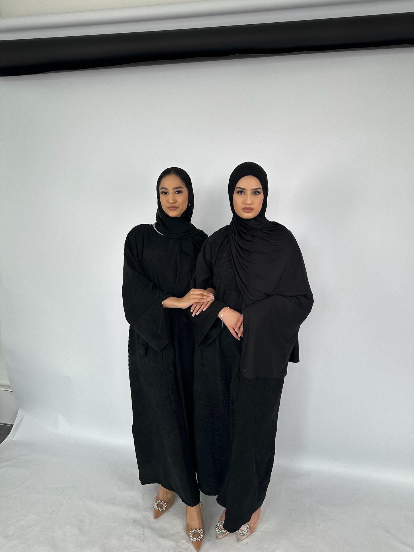 Corduroy Winter Abaya - Black | Closed Sleeve & Split Sleeve